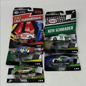 NASCAR Authentics 5-Car Die-Cast Set: Schrader,Suárez,Gordon,Hamlin & Yarborough